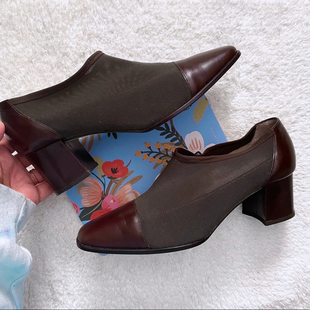 Vintage Bandolino Brown Leather and Mesh Close Toe Heels